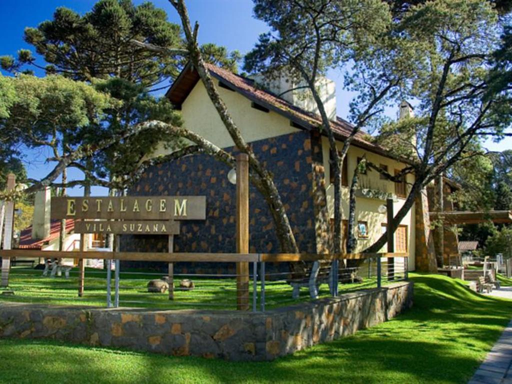 Estalagem Vila Suzana - Quadra De Beach Tennis Indoor Canela Εξωτερικό φωτογραφία